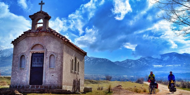 Bicycle_touring_Albania_2.JPG